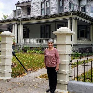 Meet your Posher, Betty